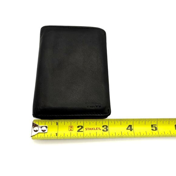 Tumi Black Leather Mini Bi-Fold Card Holder Wallet with ID Slot - Picture 8 of 9